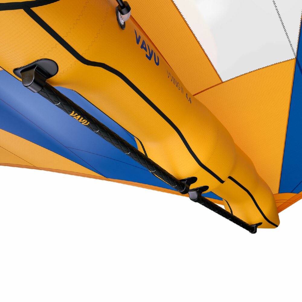 Detailansicht der Booms des Vayu VVing V2 Wingfoil Wing in gelb-blau.